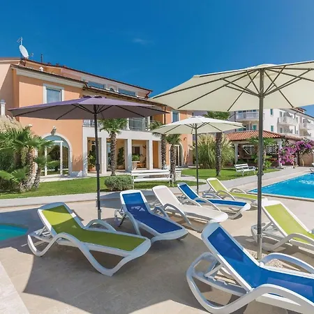 1 Bedroom Cozy In Апартаменты